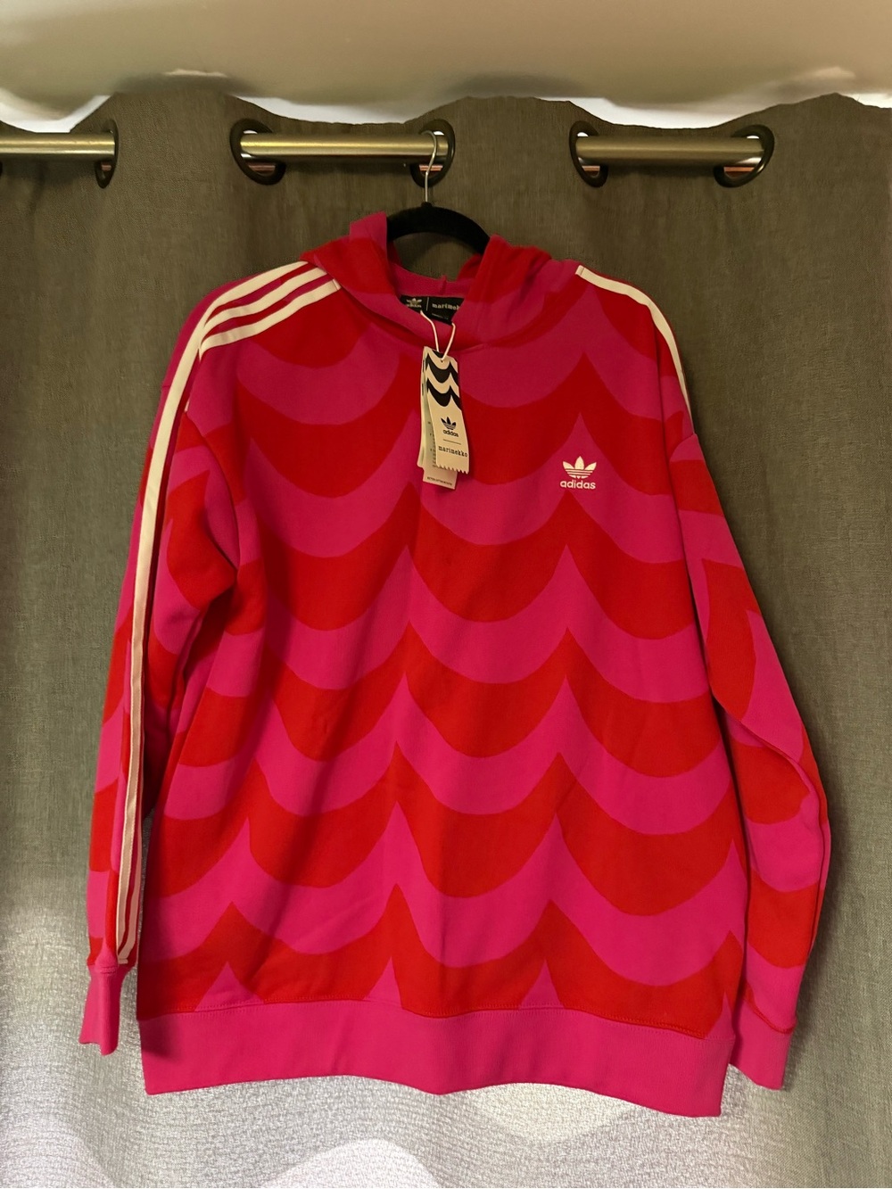adidas Marimekko Pink & Red Wave-Pattern Hooded Sweatshirt